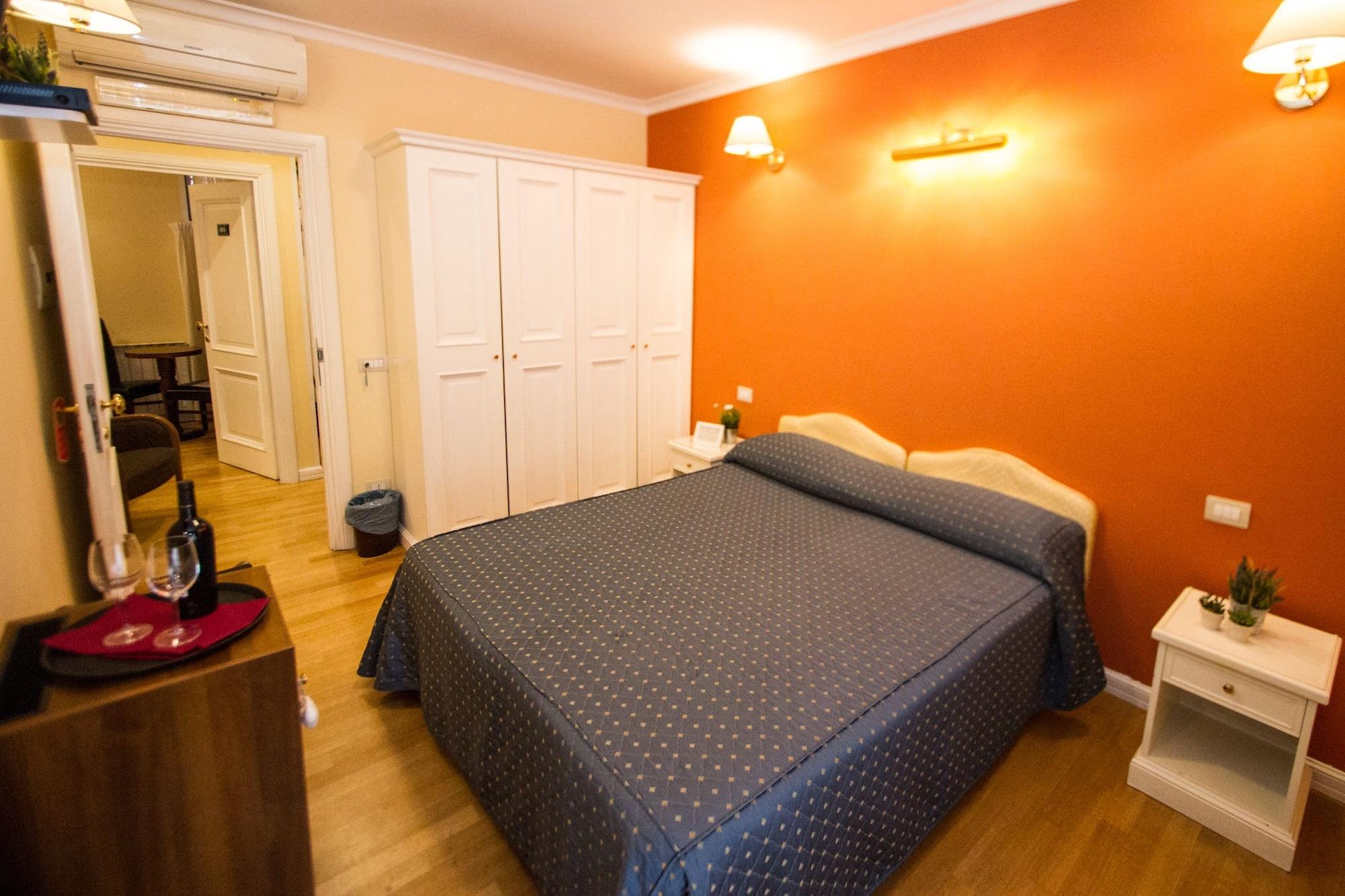 Flann O'Brien Rooms Rom Exteriör bild
